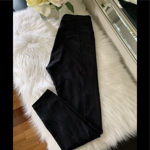 Victoria’s Secret high waist, workout pants.